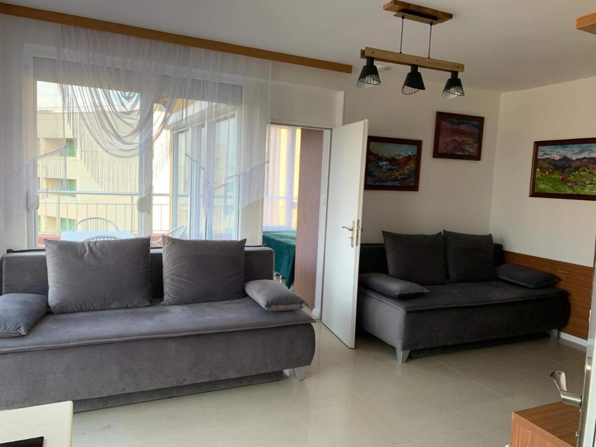 Golden View Przy Samym Morzu Plazy Appartement Primorsko Buitenkant foto